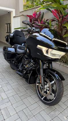 HARLEY-DAVIDSON ROAD GLIDE 